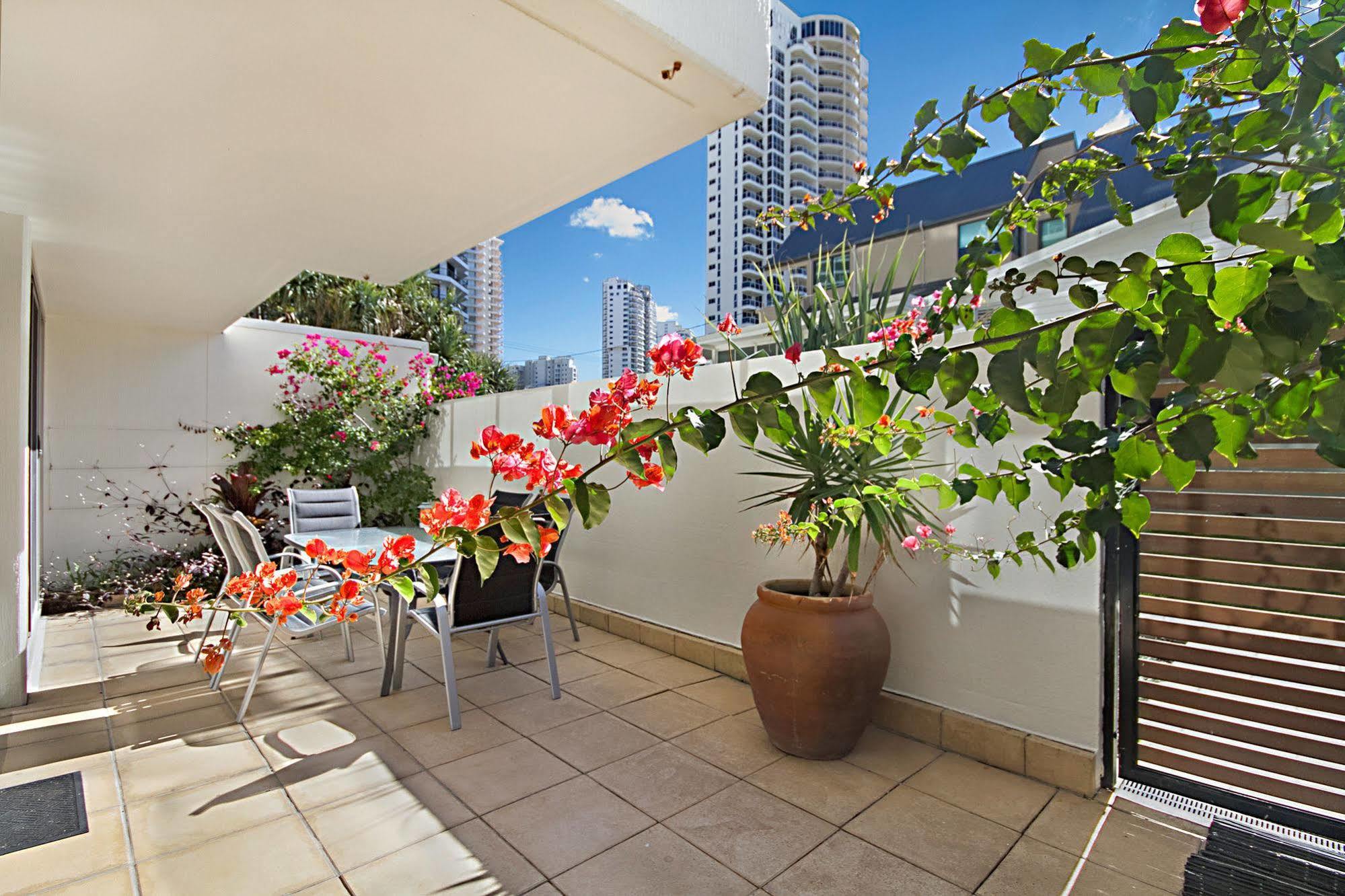 Hibiscus On The Beach Gold Coast Esterno foto